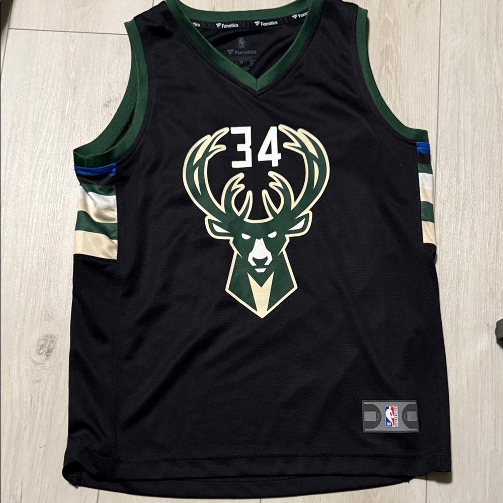 Fanatics Milwaukee Bucks Giannis Antetokounmpo Basketball Jersey Size Youth M
